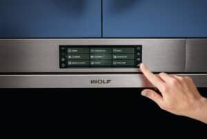 modern-kitchen-appliances-touchscreen